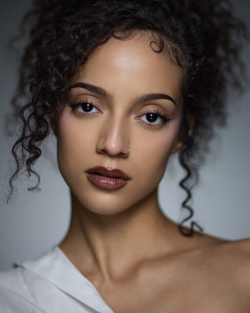 Soft light portrait of @aneerolisaa shot with my new GODOX gear. Sometimes, simple light just works.

GODOX V100
GODOX UL Octo Box 60
GODOX S3 bracket

Image edited in Evoto AI.
https://evoto.ai/c/Mark11
Discount Code: EvotoMarkWallace (up to 20% off)