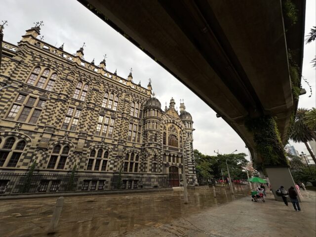 A cool morning walk in Medellin